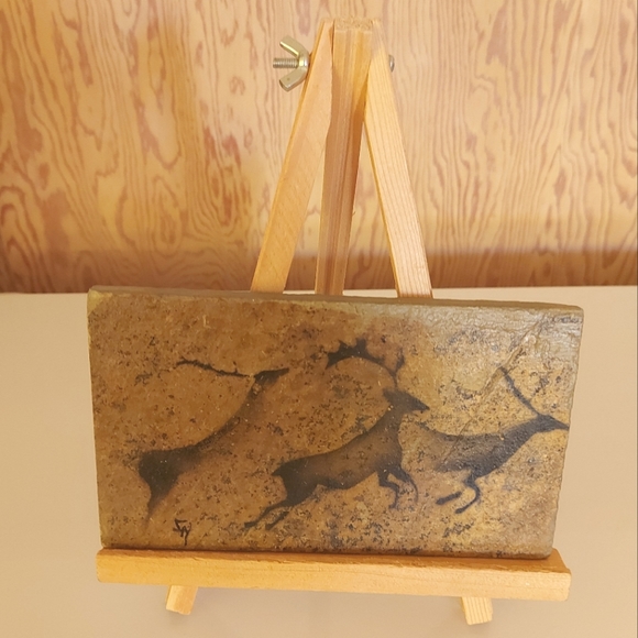 Moving Deer Painting on Stone, Artisan Creation made in Alberta comes with stand - Picture 2 of 11